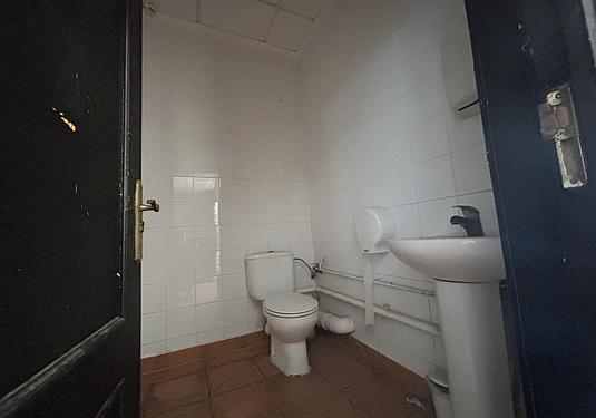 Commercial in Villamartin
