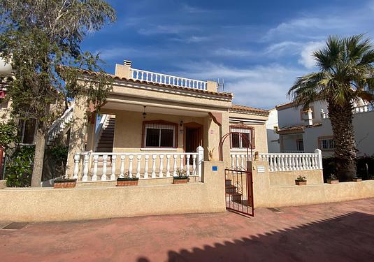 Town house in Algorfa
