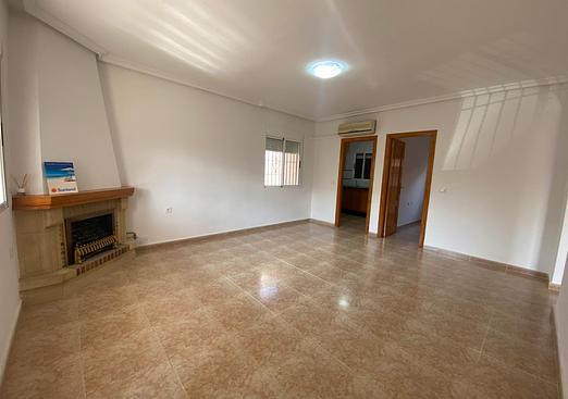 Town house in Algorfa