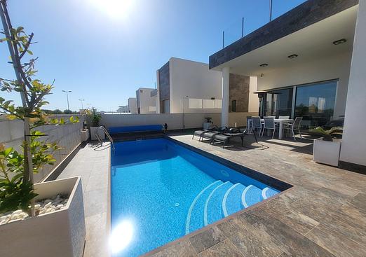 Villa in Villamartin