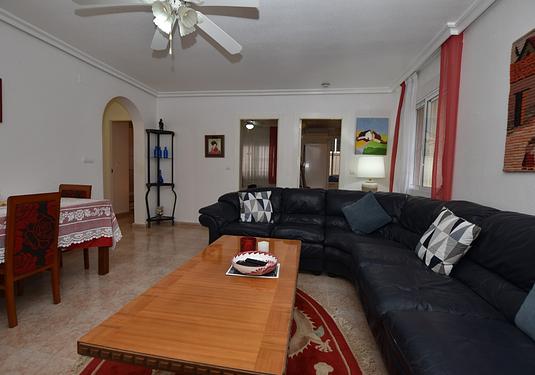 Villa in Algorfa