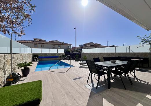 Villa in Punta Prima