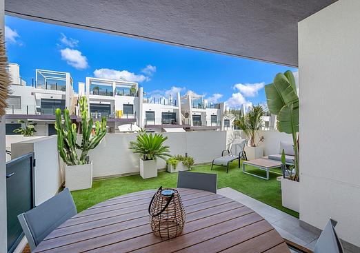 Apartment in San Miguel de Salinas