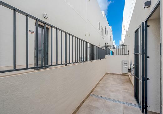 Apartment in San Miguel de Salinas
