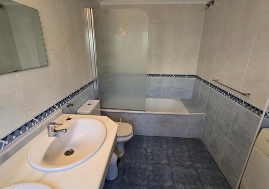 Apartment in Alcaucín