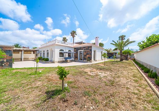 Villa in Torrevieja