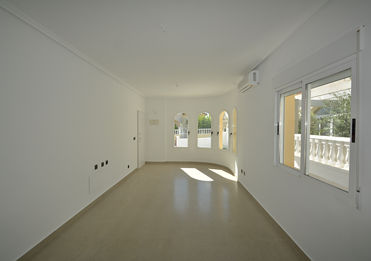 Villa in Algorfa