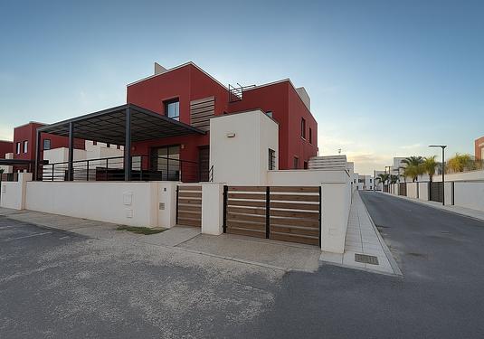 Villa in Algorfa