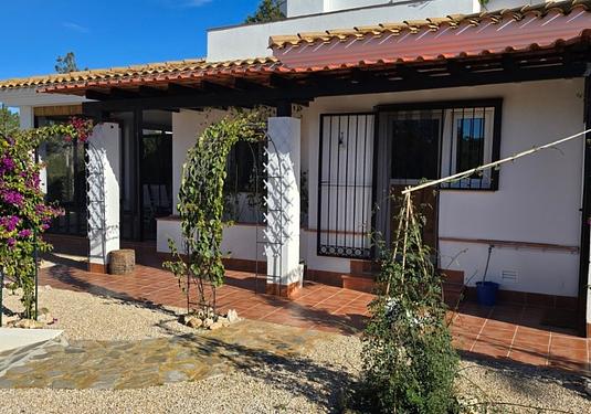 Villa in Fuente Alamo