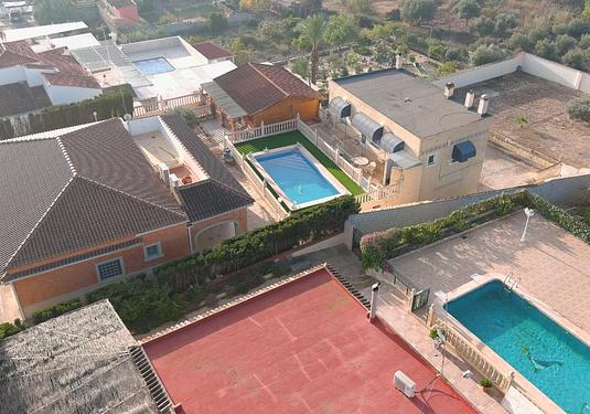 Villa in Albatera