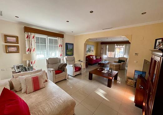 Villa in Albatera