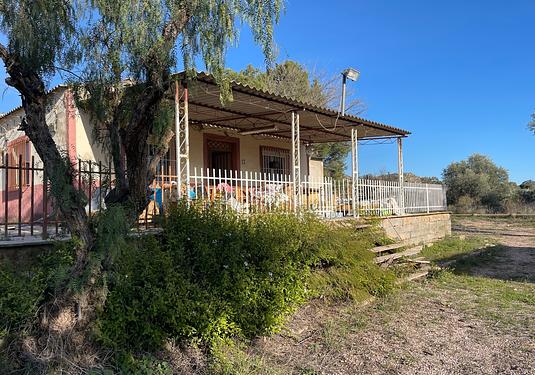 Country house in Aspe