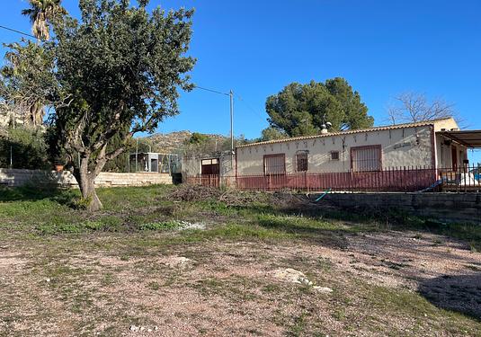 Country house in Aspe