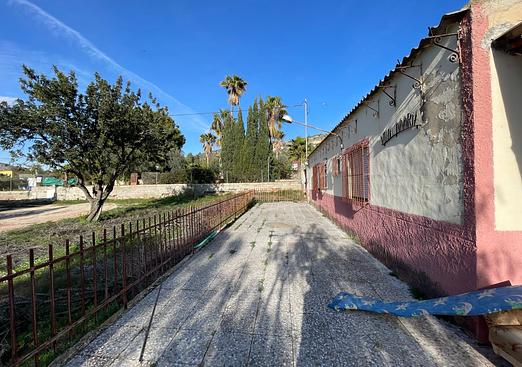 Country house in Aspe
