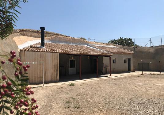 Country house in Abanilla