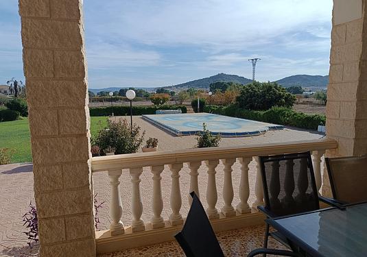 Villa in Yecla