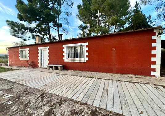 Country house in Yecla