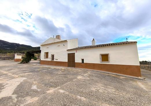 Property in Yecla