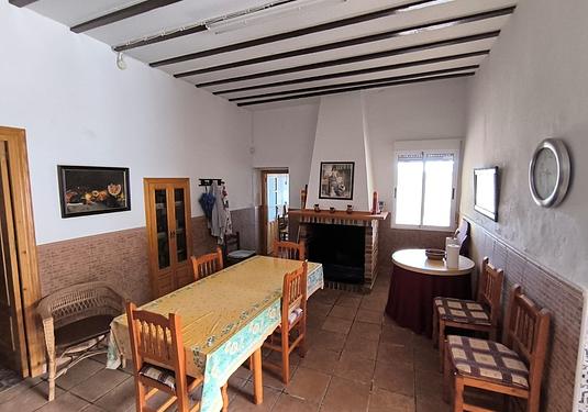 Country house in Yecla