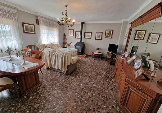 Villa in Periana