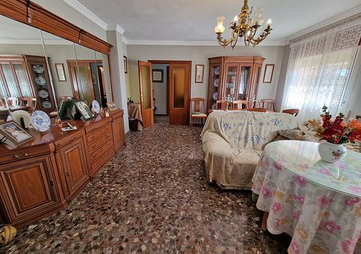 Villa in Periana