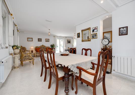Villa in Aspe