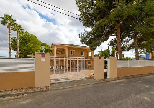 Villa in Aspe