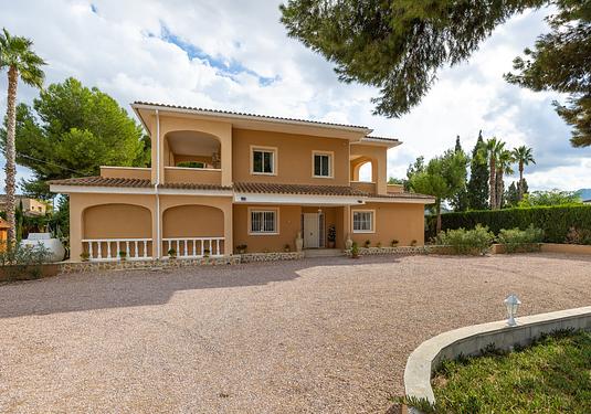 Villa in Aspe