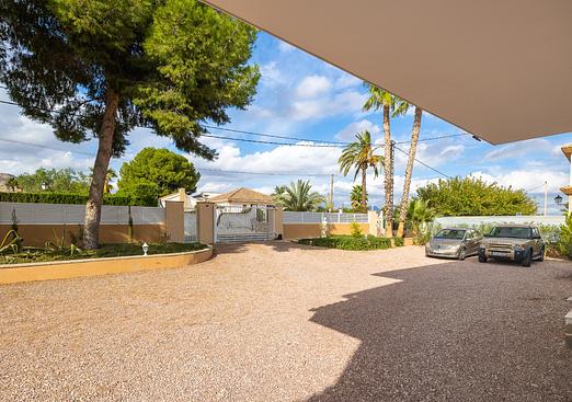 Villa in Aspe