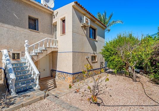 Villa in Almoradi