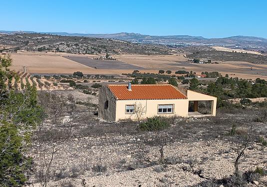 Country house in Yecla