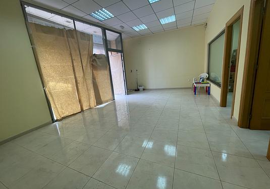 Commercial in Guardamar del Segura