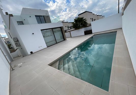 Villa in Benijofar