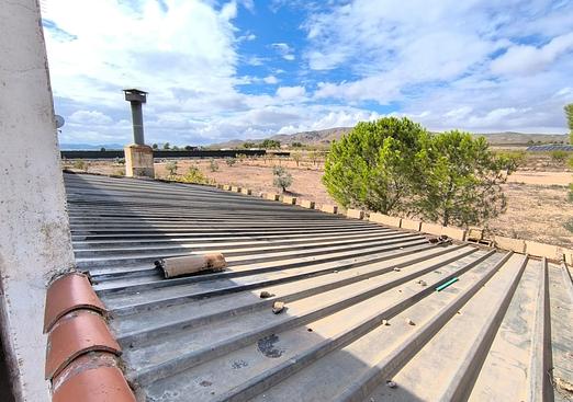 Country house in Yecla