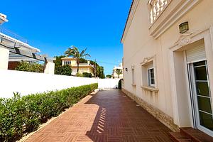 thumb 8