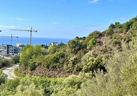 Land in Altos de los Monteros