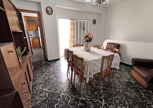Town house in Yecla