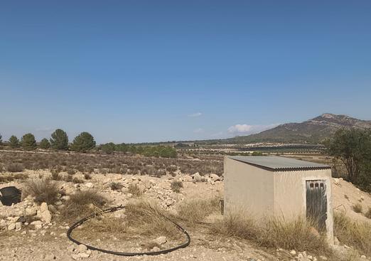 Land in Salinas