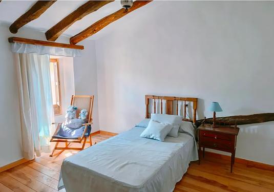 Country house in Yecla