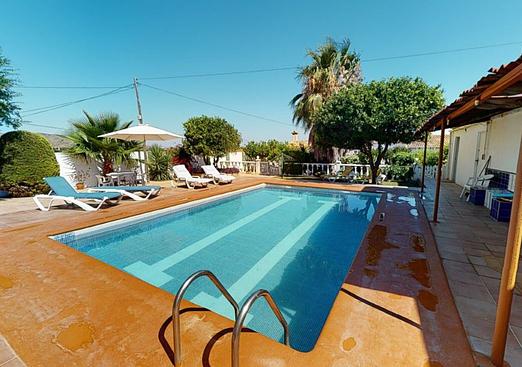 Villa in Los Belones