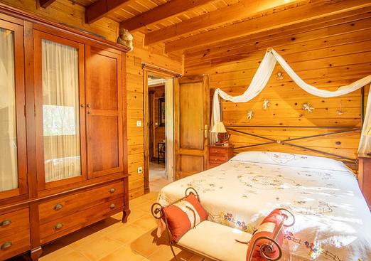 Commercial in Orba