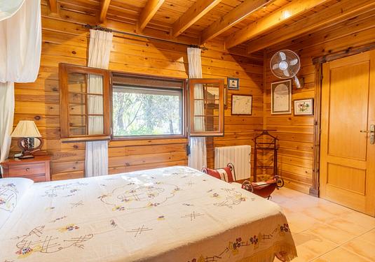 Commercial in Orba