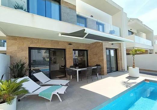 Villa in Los Montesinos