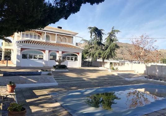Villa in Yecla