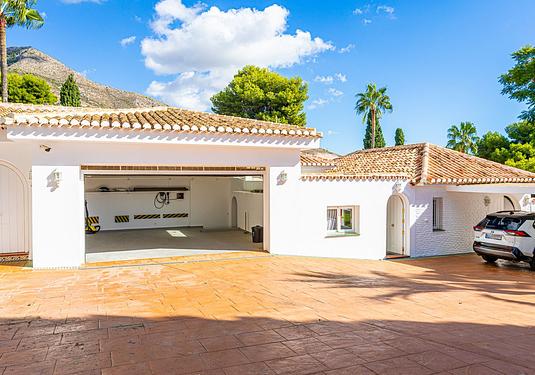 Villa in Benalmadena