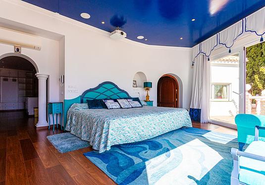 Villa in Benalmadena