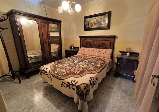 Town house in Yecla