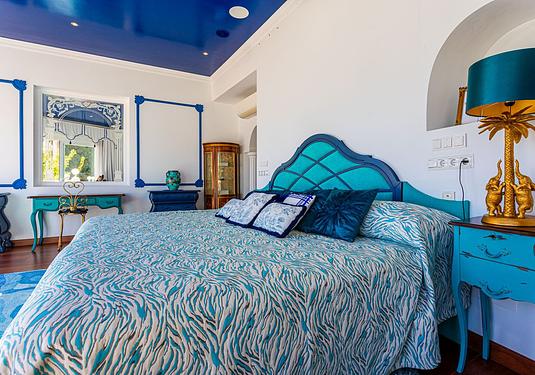 Villa in Benalmadena