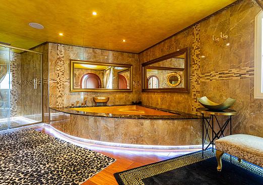 Villa in Benalmadena