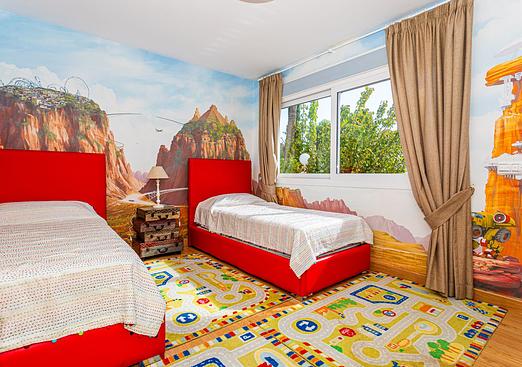 Villa in Benalmadena